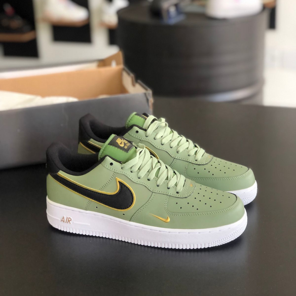 Nike sage low green sales