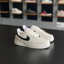 Air force 1 Low White Black Swoosh - Limited Edition