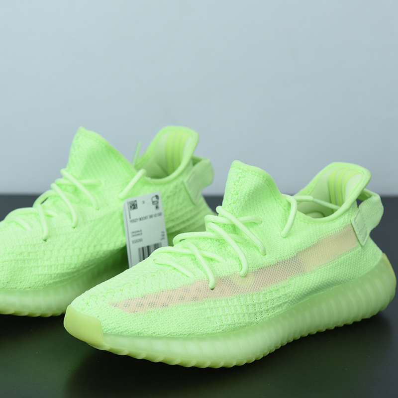 YEZZY BOOST 350 - GLOW IN DARK