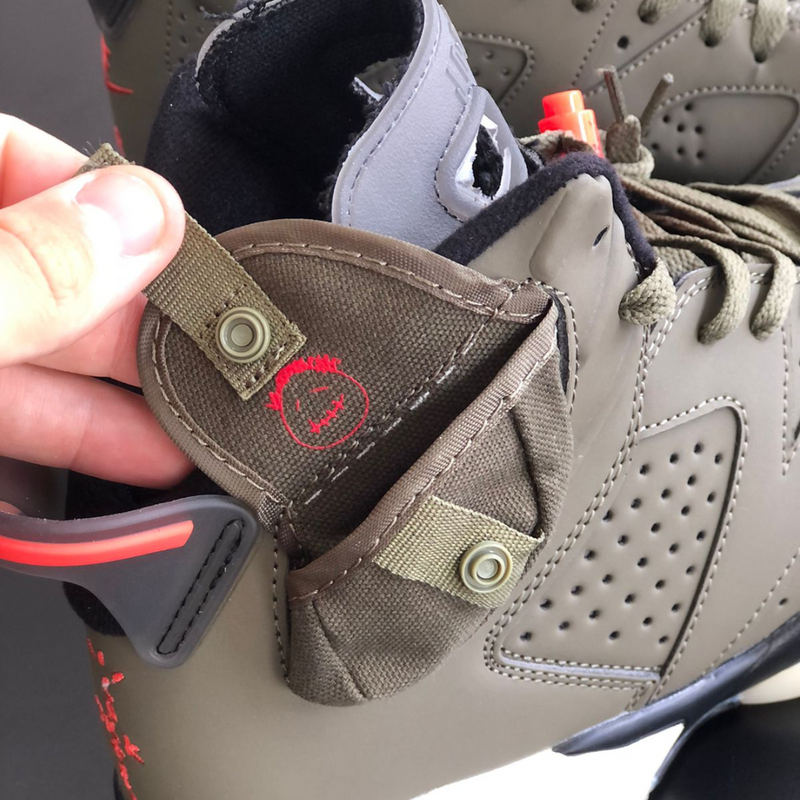 AIR JORDAN 6 RETRO TRAVIS SCOTT OLIVE