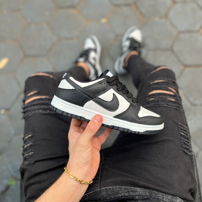 NIKE DUNK LOW - PANDA