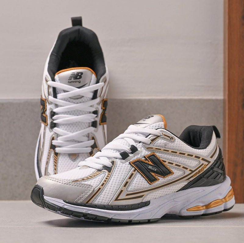New Balance 1906r metalic gold
