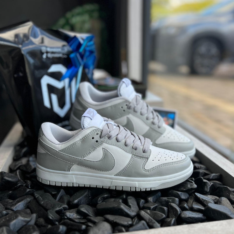 Dunk Light Grey