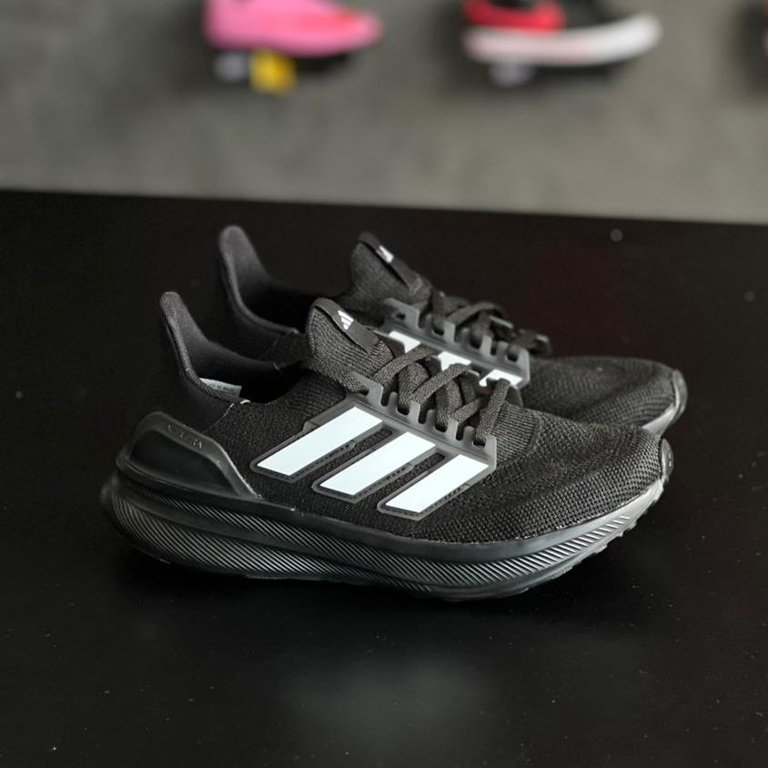 ADIDAS ACELERA 2 - PRETO/BRANCO