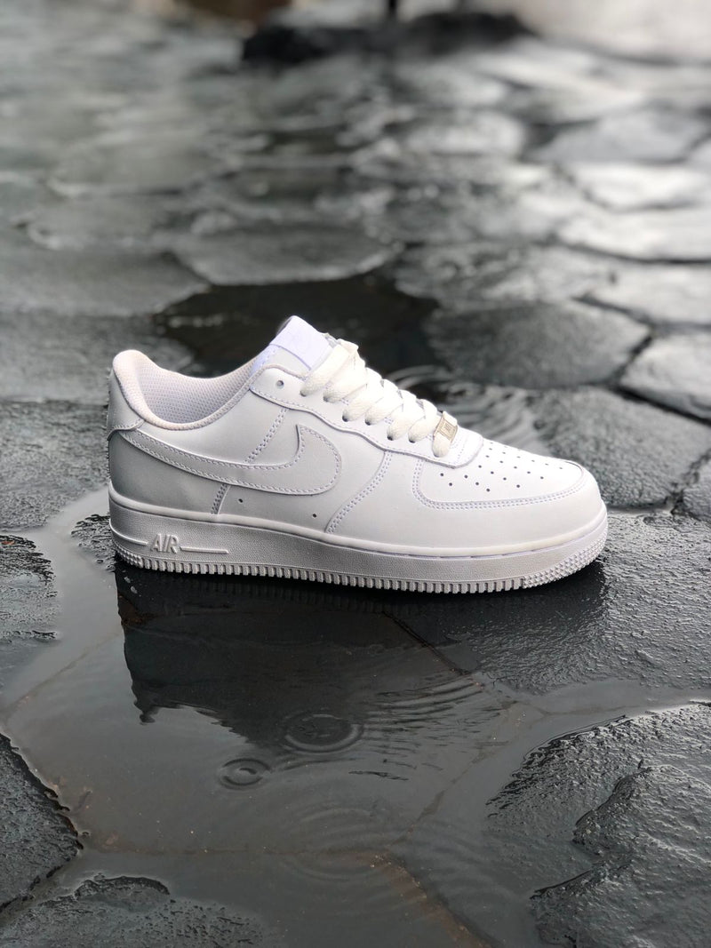 AIR FORCE 1 '07 - TRIPLE WHITE OG