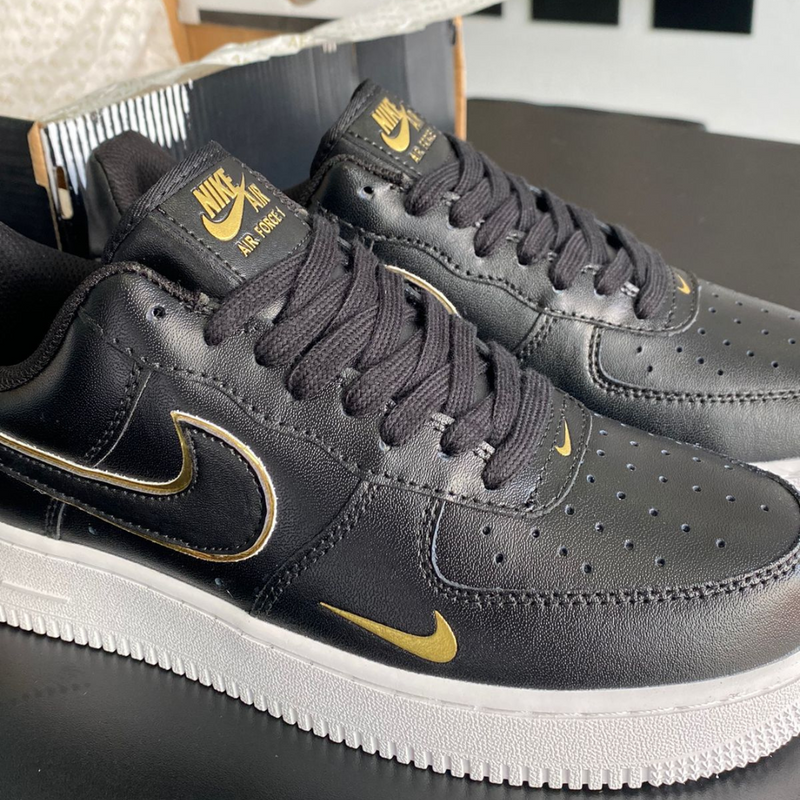 Air Force 1´07 - Black/Gold