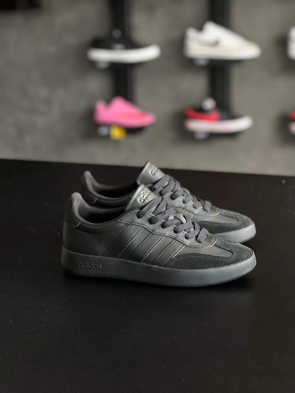 Adidas Barreda - Preto/Preto