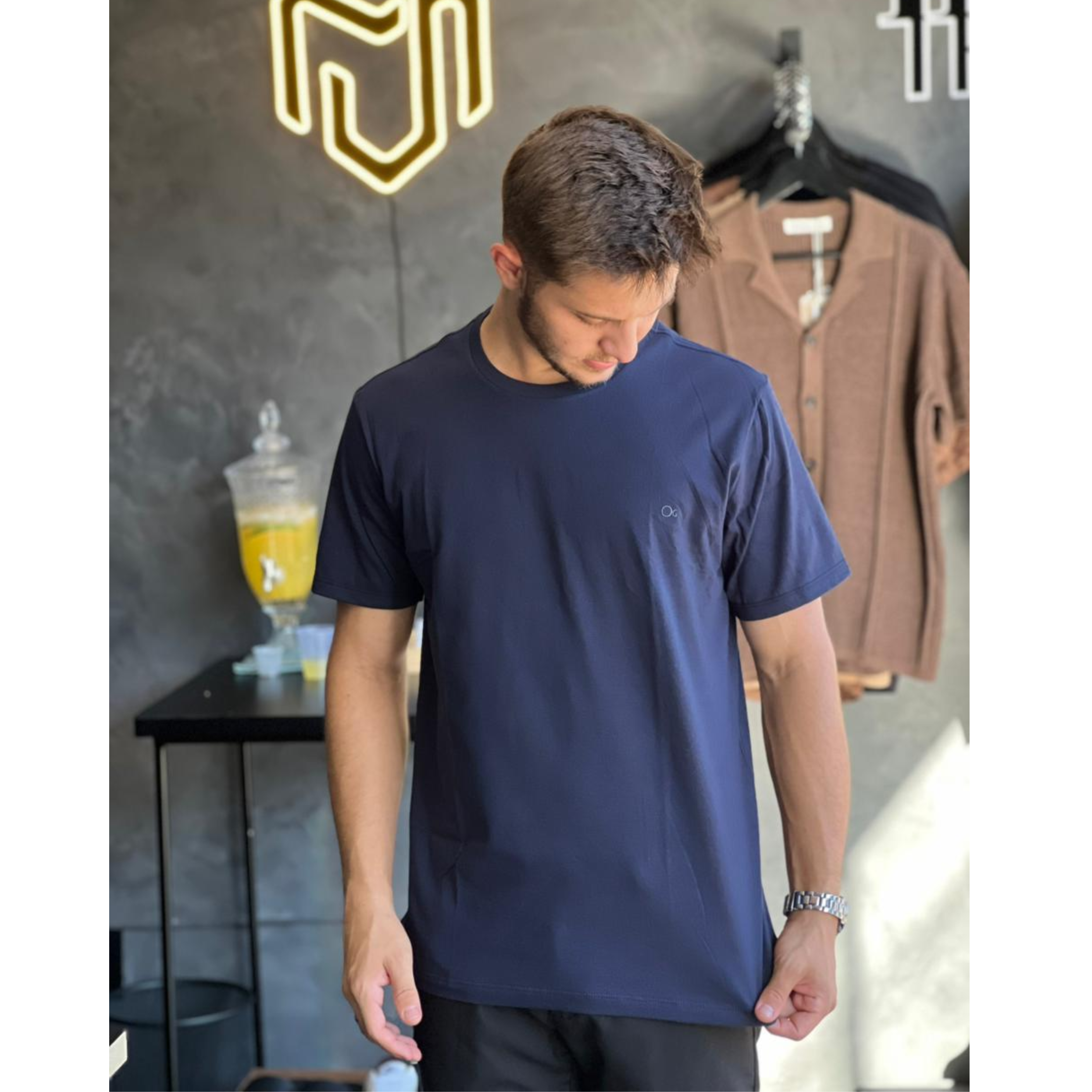 Camiseta basica Azul Marinho - OGOCHI