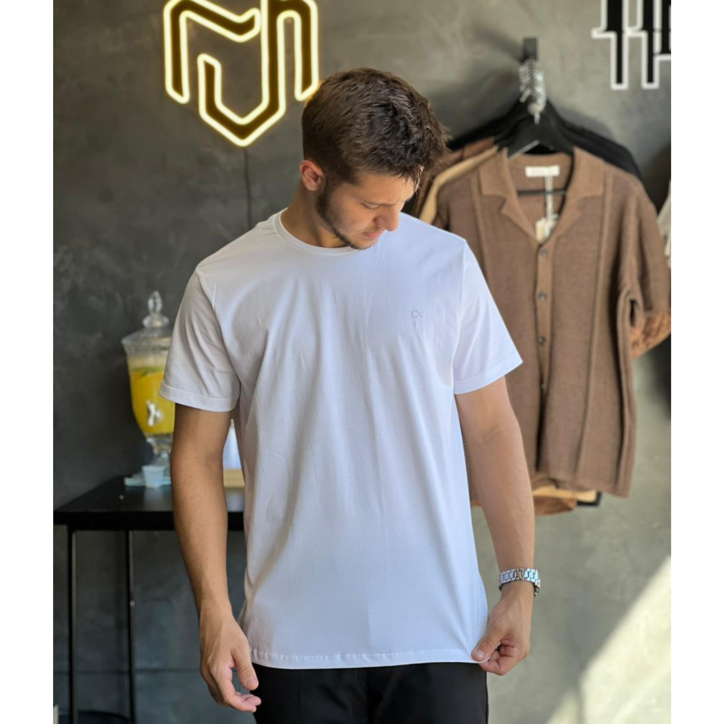 Camiseta Básica - Branca OGOCHI
