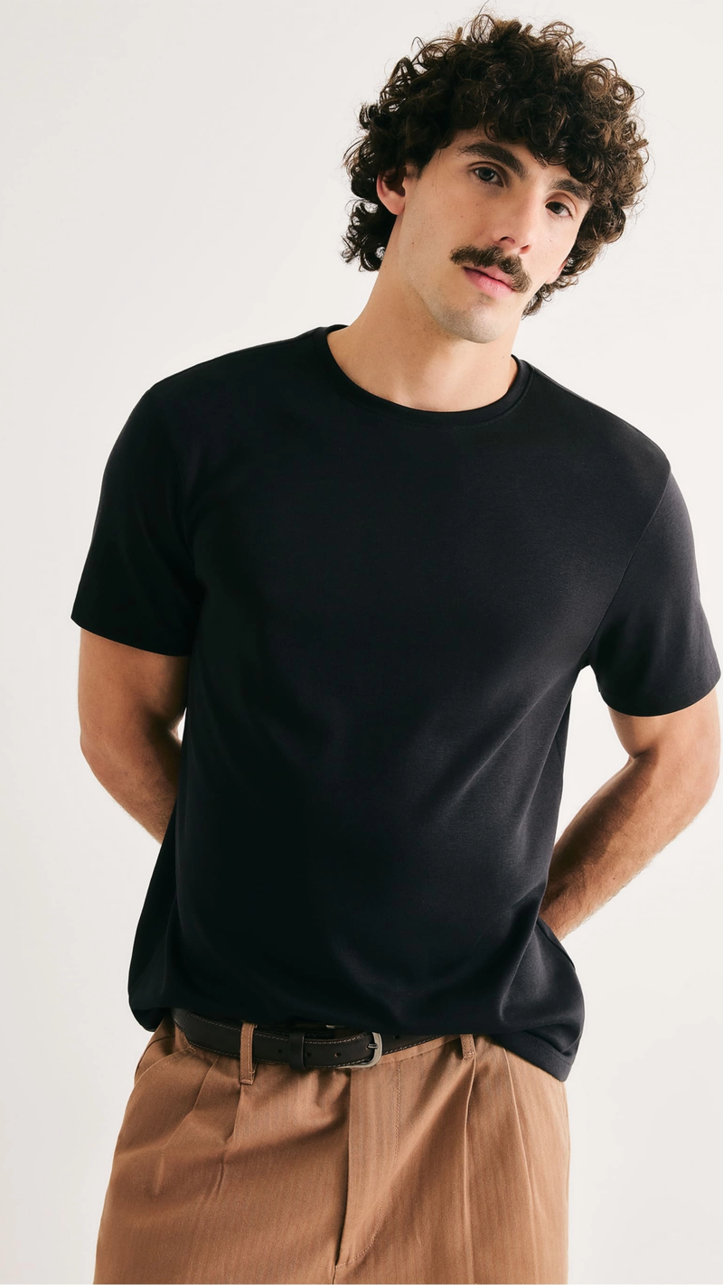 Camiseta Preta Hering - Super Cotton Pima