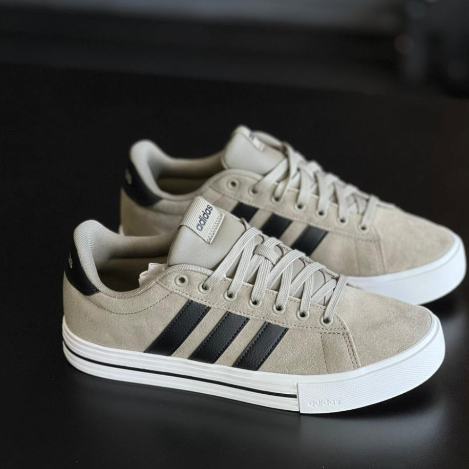 ADIDAS DAILY 4