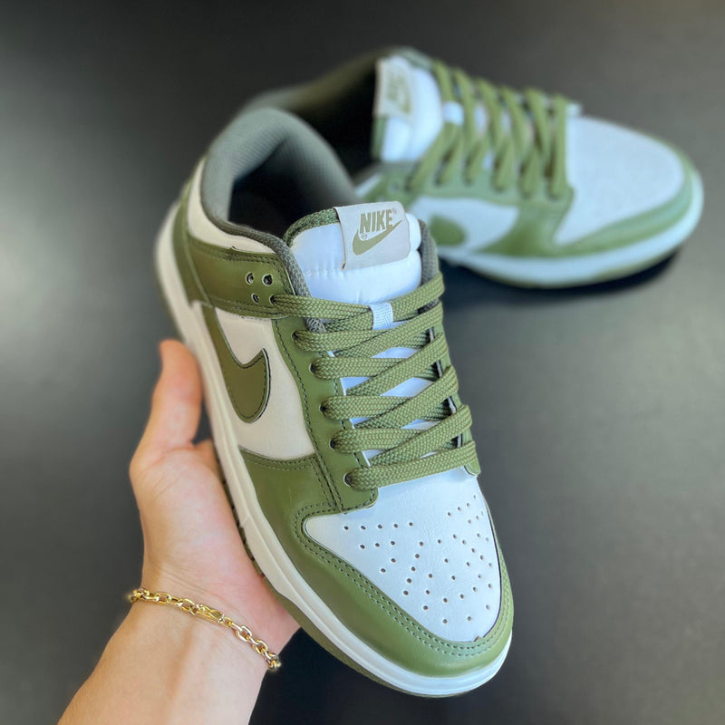 Dunk Low 1 "Olive Green" - Edição Exclusiva