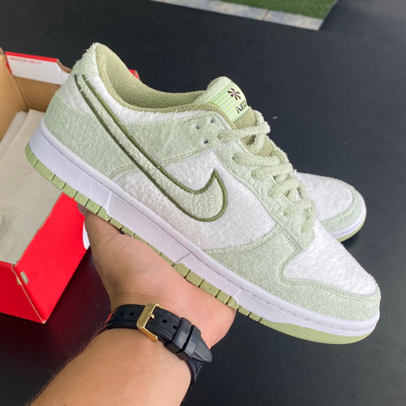 NIKE DUNK LOW - FLEECE GREEN