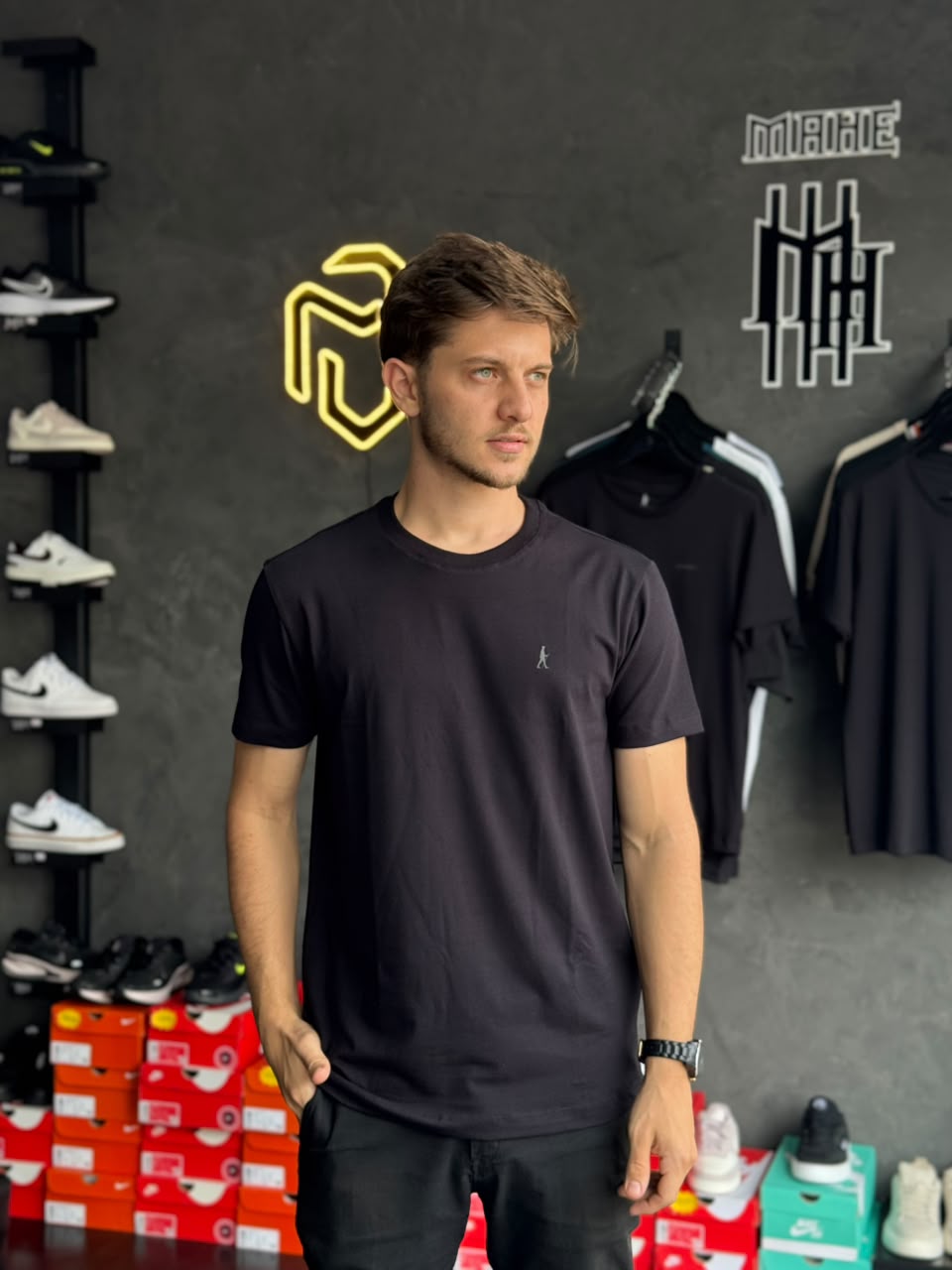 Kit 2 Camisetas Básicas Mändino - Preta
