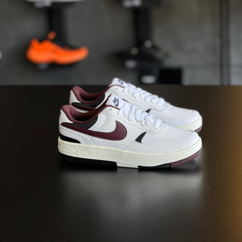 Nike Gamma force - Branco/Bordo