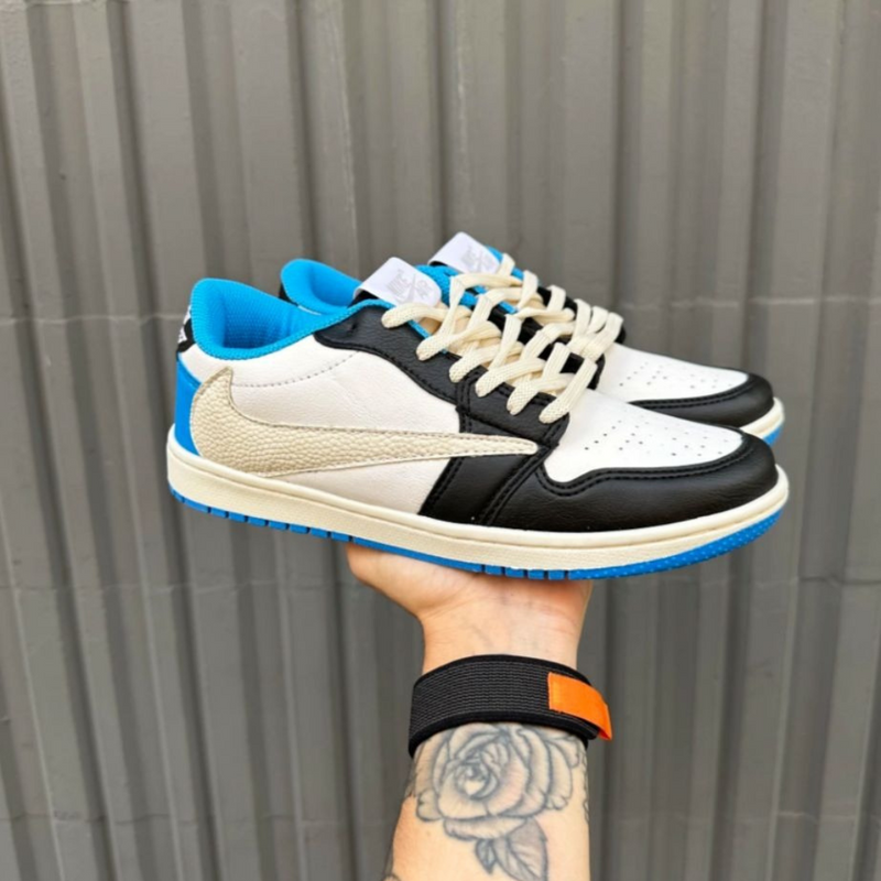 Air Jordan Low Travis Scott x fragment