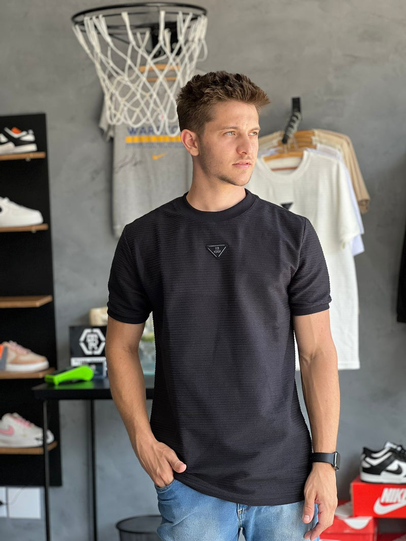 Camiseta Slim Ton Rover - Preta