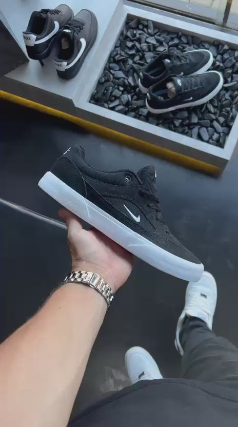 Nike SB Malor - Preto/Branco