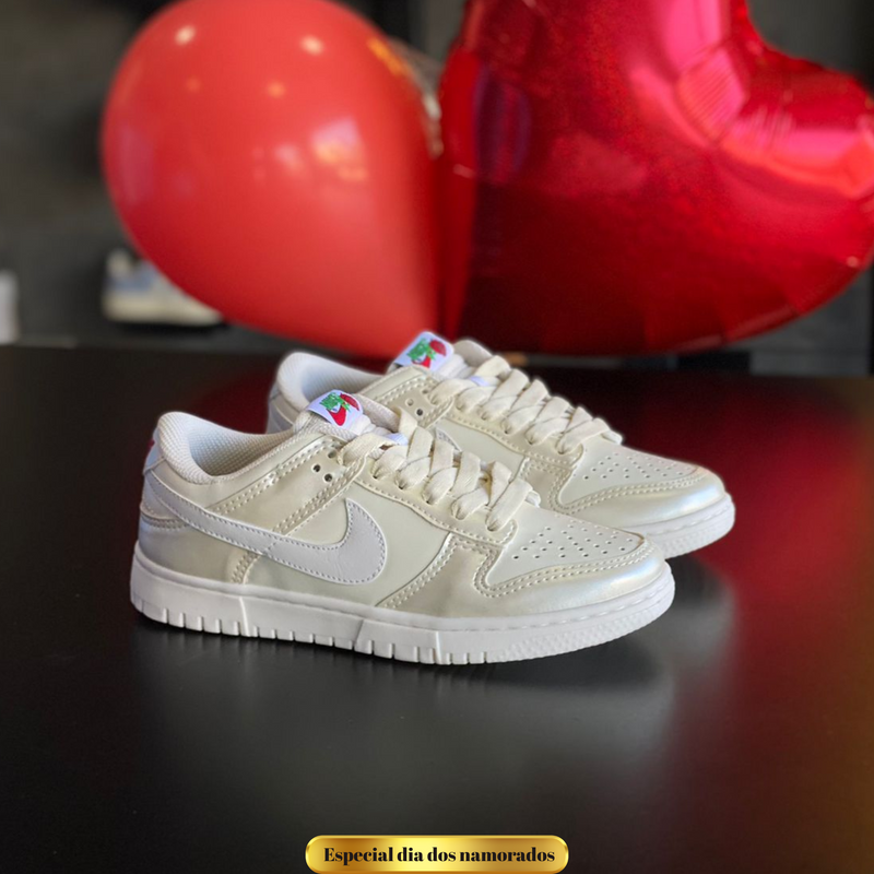 Dunk Low - Edição Dia dos Namorados