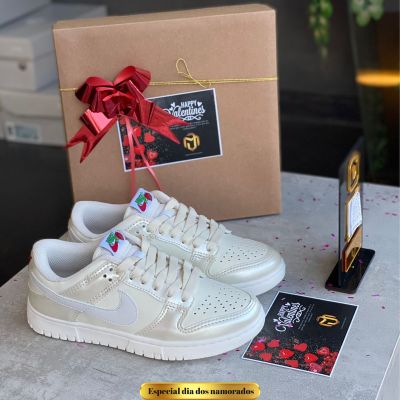 Dunk Low - Edição Dia dos Namorados