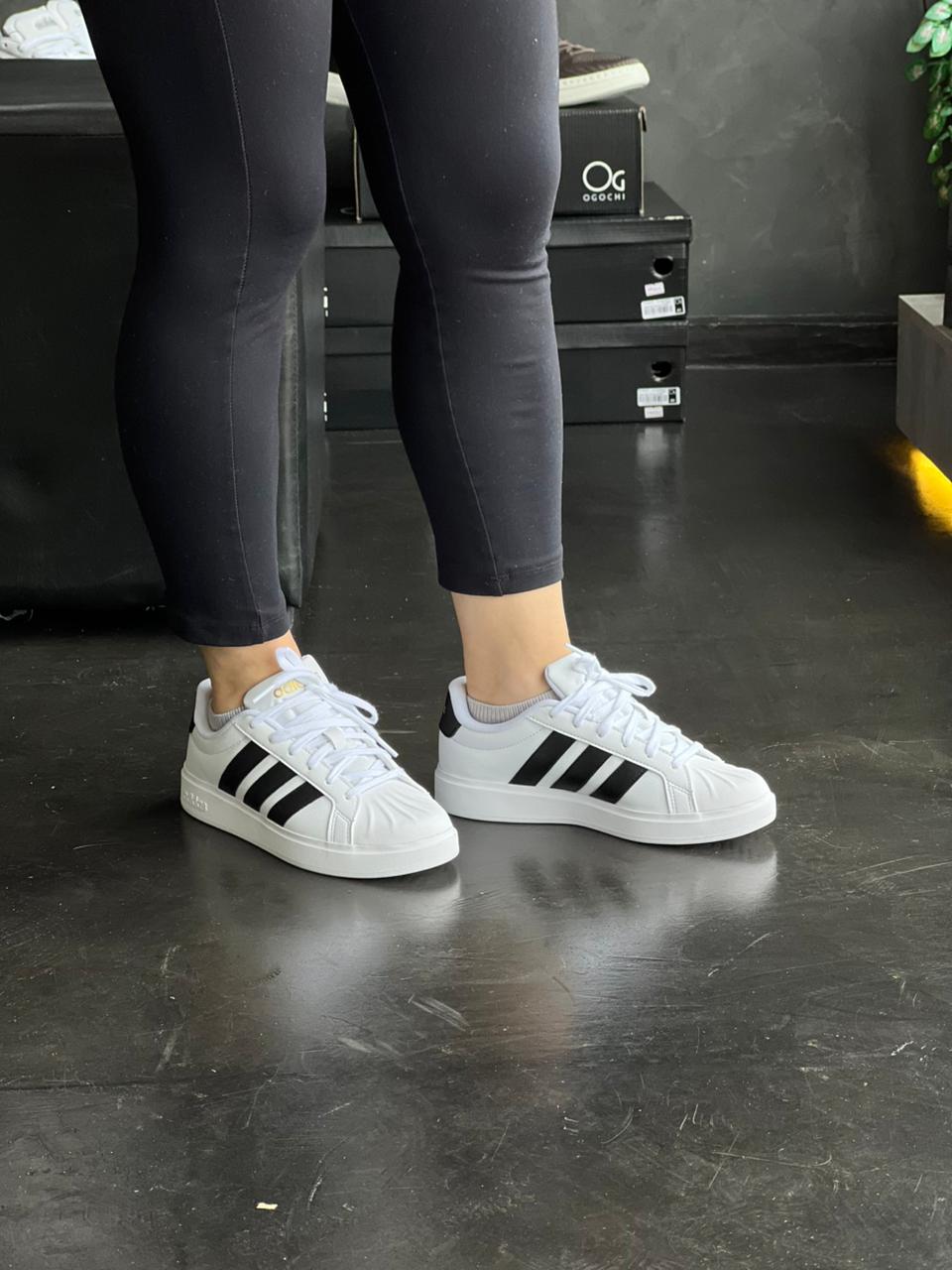 Adidas Street talk - Branco/Preto