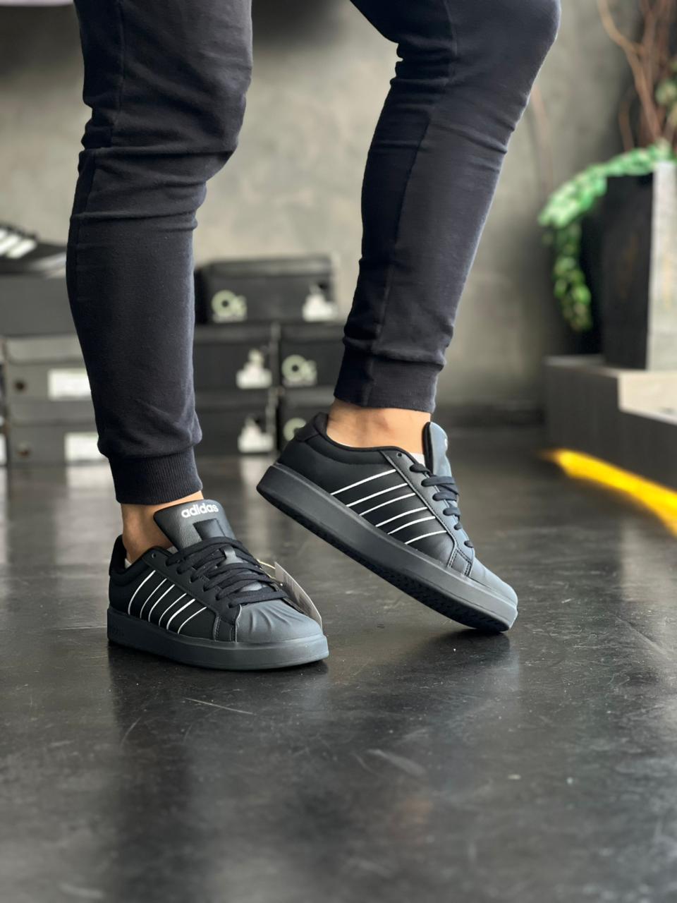 Adidas Streettalk - Preto