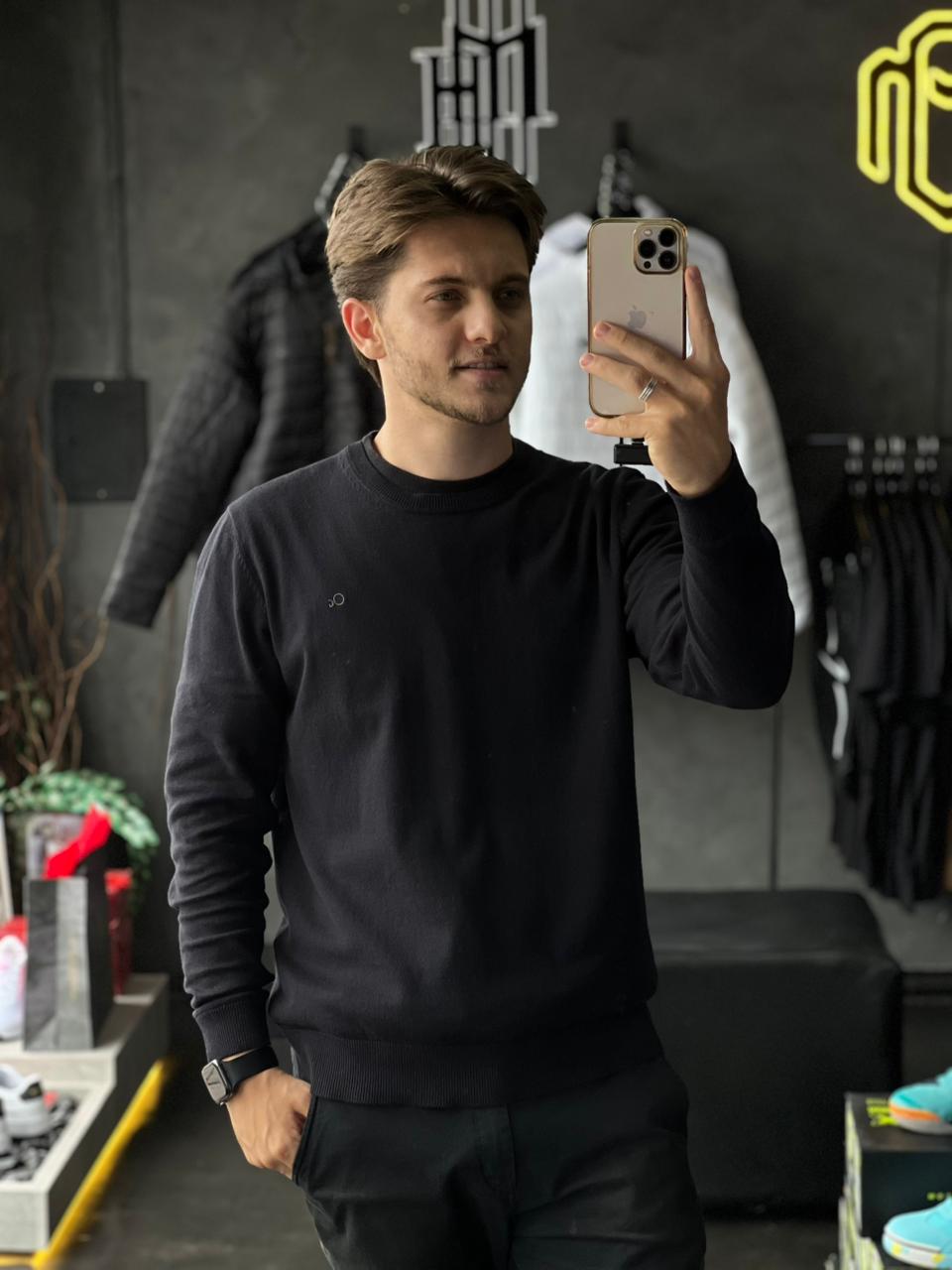 Sueter Preto Ogochi