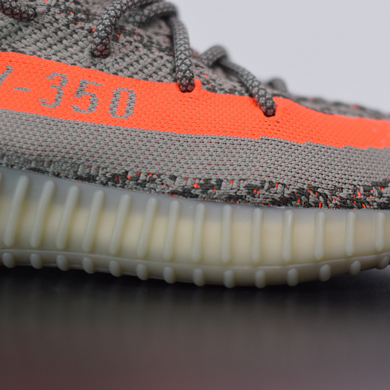 YEZZY 350 V2 - BELUGA