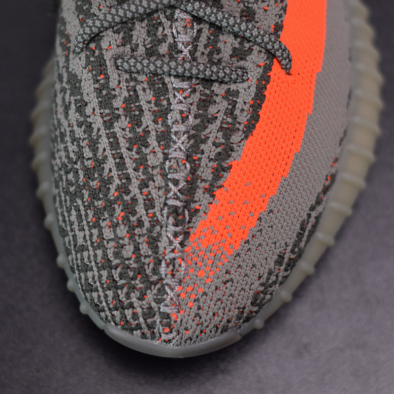 YEZZY 350 V2 - BELUGA